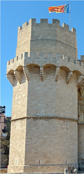 Fotografía de las Torres de Serrano o Puerta de Serranos