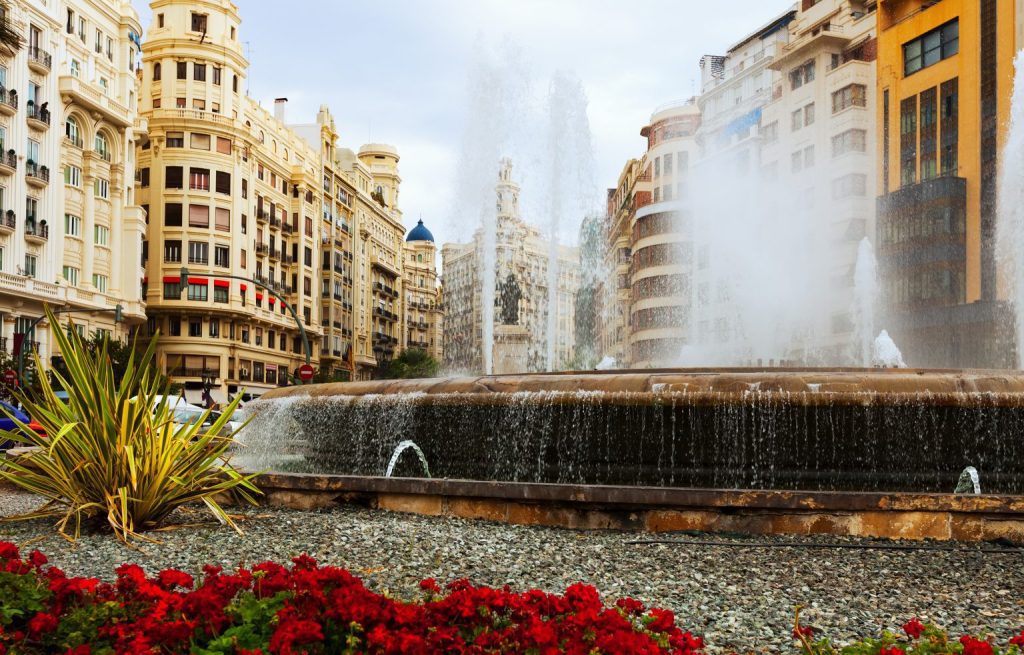 fuente-plaza-del-ayuntamiento-valencia